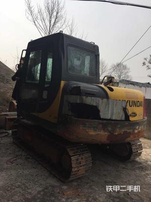 現(xiàn)代R80-7挖掘機(jī)