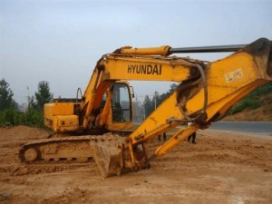 臨汾市現(xiàn)代R360大 36T挖掘機出租|臨汾現(xiàn)代土方機械租賃價格/公司--人人租機