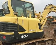 現(xiàn)代r60 9挖掘機(jī)